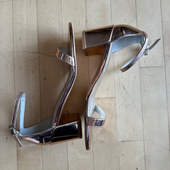 NWOT Stuart Weitzman Simply Rose Gold  sandal, 7.5 CB2502 - Picture 4 of 7